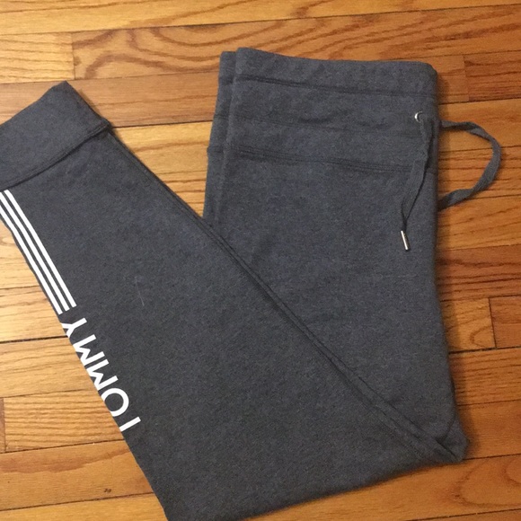NWOT Tommy Hilfiger joggers - Picture 1 of 5